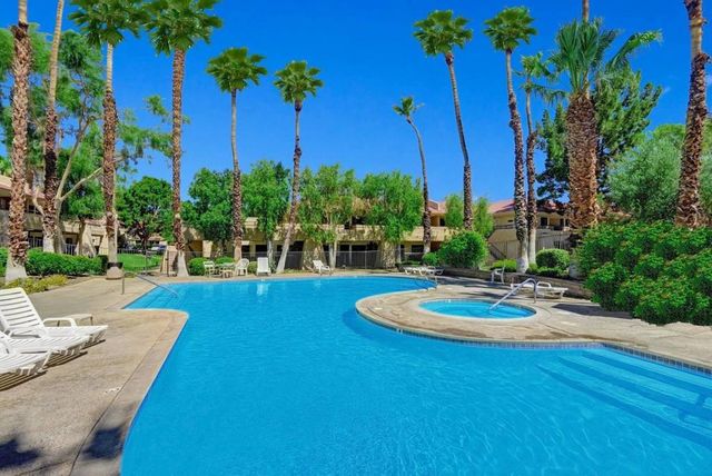 680 N Ashurst Court 100, Palm Springs, CA 92262