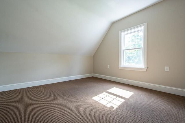 41 Dean Ave, Franklin, MA 02038