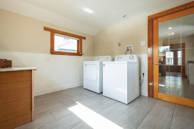 41 Dean Ave, Franklin, MA 02038