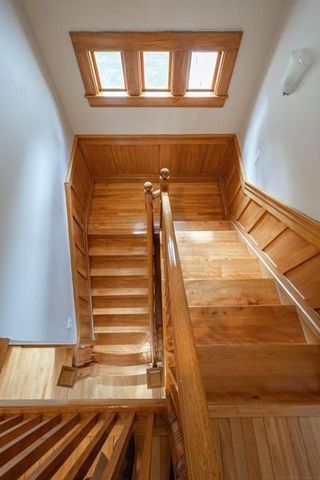 41 Dean Ave, Franklin, MA 02038