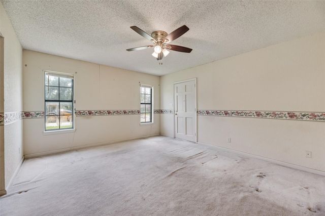 918 Prairie Avenue, Cleburne, TX 76033