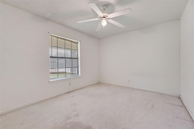 918 Prairie Avenue, Cleburne, TX 76033