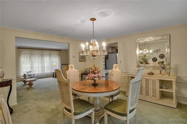 31 Shadow Wood Drive, Amherst, NY 14051