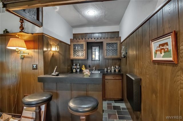 31 Shadow Wood Drive, Amherst, NY 14051