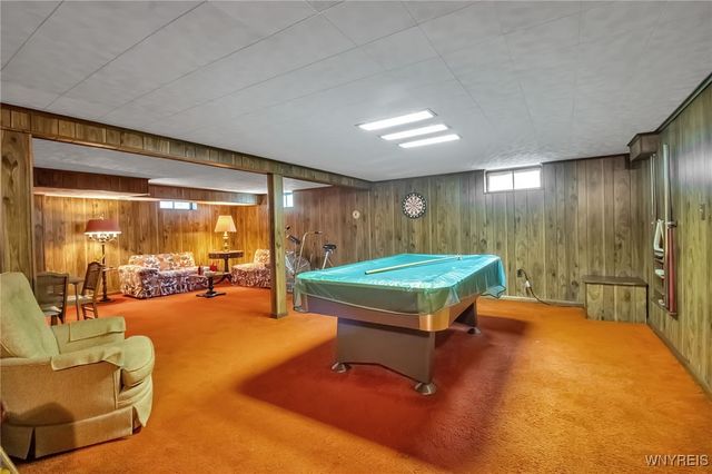 31 Shadow Wood Drive, Amherst, NY 14051