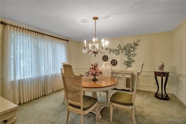 31 Shadow Wood Drive, Amherst, NY 14051