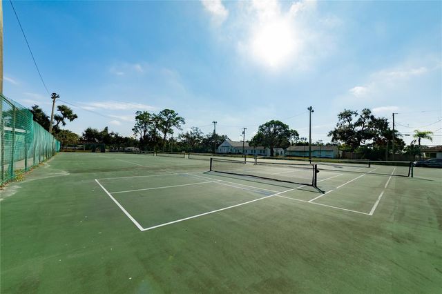 1715 17TH AVENUE W, Bradenton, FL 34205