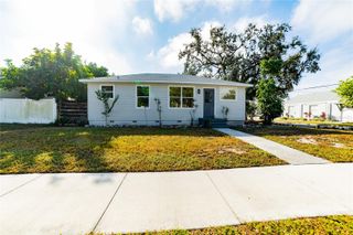 1715 17TH AVENUE W, Bradenton, FL 34205