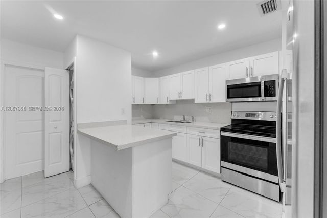 8246 SW 147th Court, Miami, FL 33193
