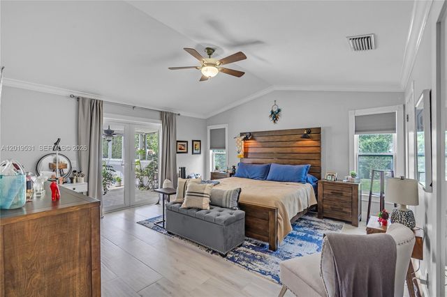 1501 NW 20th St, Homestead, FL 33030