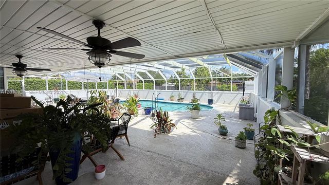 1501 NW 20th St, Homestead, FL 33030