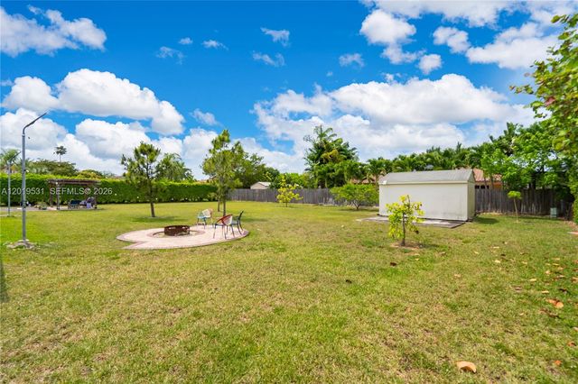 1501 NW 20th St, Homestead, FL 33030