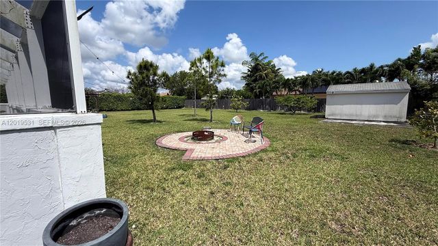 1501 NW 20th St, Homestead, FL 33030
