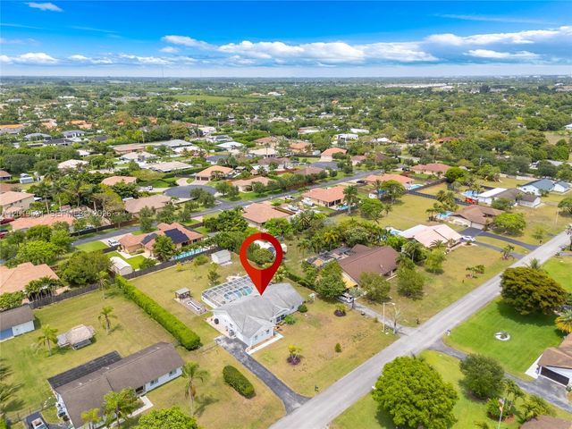 1501 NW 20th St, Homestead, FL 33030