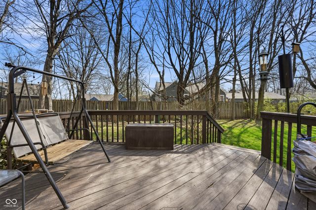 9415 Timber View Drive, Indianapolis, IN 46250