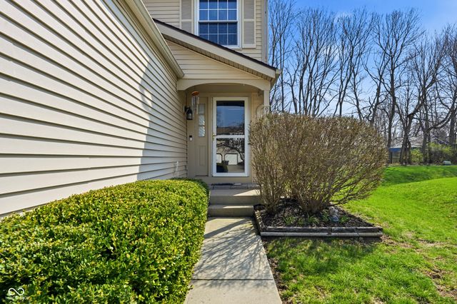 9415 Timber View Drive, Indianapolis, IN 46250