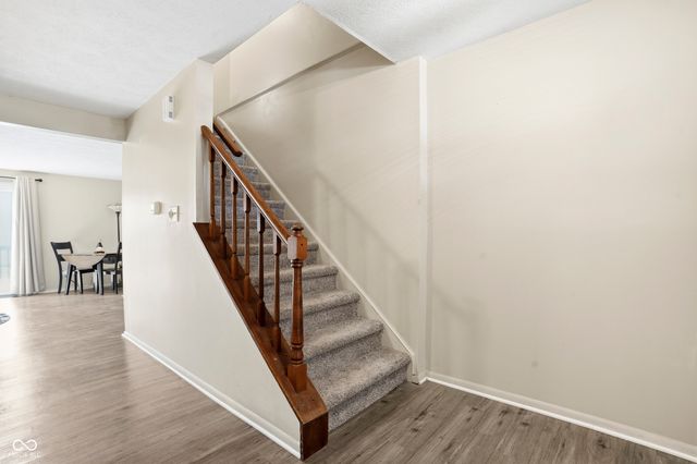 9415 Timber View Drive, Indianapolis, IN 46250