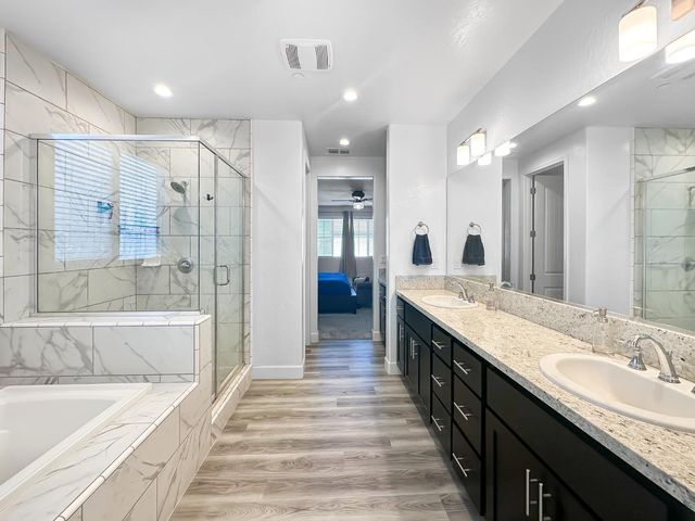 411 S Atlantica Dr, Madera, CA 93636