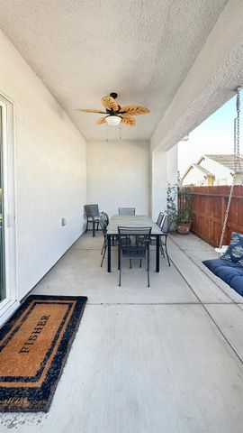411 S Atlantica Dr, Madera, CA 93636