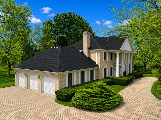 7 Willow Bay Drive, South Barrington, IL 60010