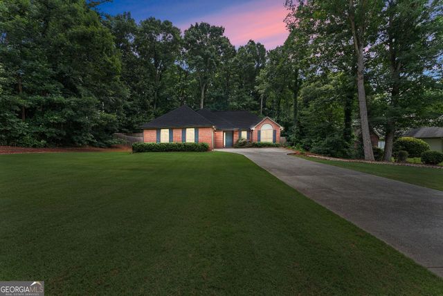 2035 Huntington Hill Trace, Buford, GA 30519