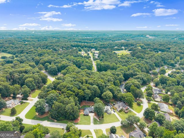 2035 Huntington Hill Trace, Buford, GA 30519