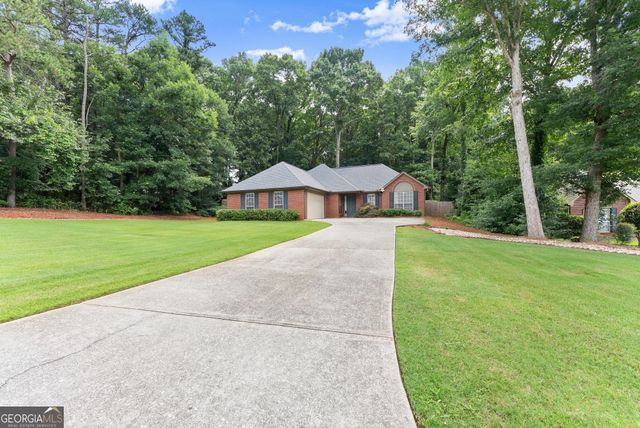 2035 Huntington Hill Trace, Buford, GA 30519
