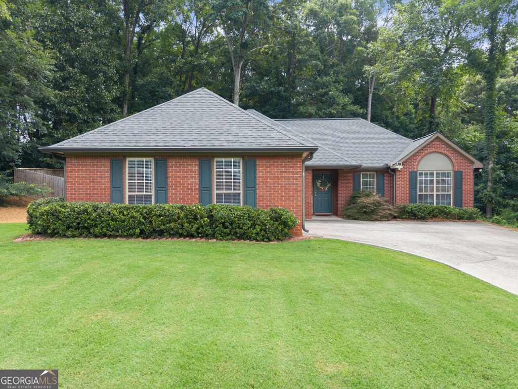 2035 Huntington Hill Trace, Buford, GA 30519