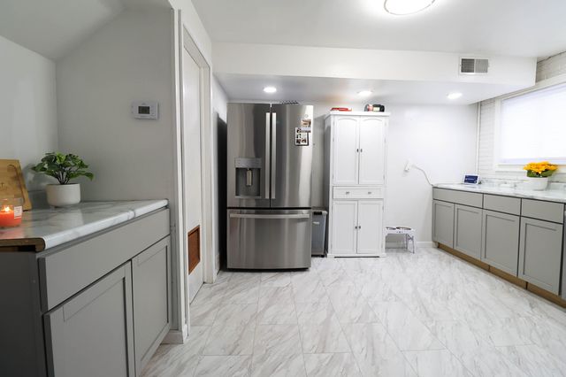 38544 Trafalgar Way, Sterling Heights City, MI 48312