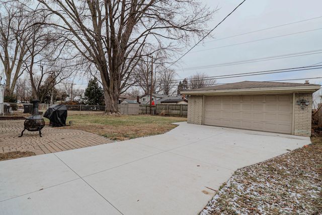 38544 Trafalgar Way, Sterling Heights City, MI 48312