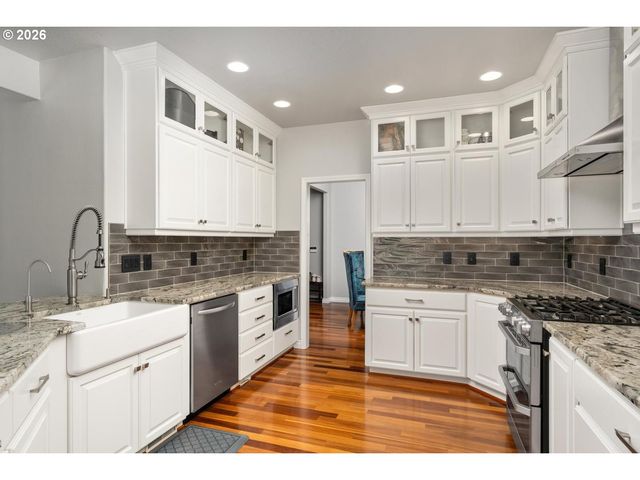 1002 Nw 22ND Ave, Camas, WA 98607