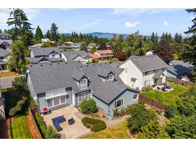 1002 Nw 22ND Ave, Camas, WA 98607
