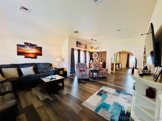 114516 Portside Drive, Eufaula, OK 74432