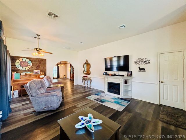 114516 Portside Drive, Eufaula, OK 74432