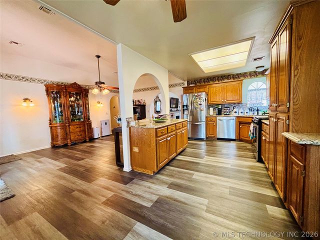 114516 Portside Drive, Eufaula, OK 74432