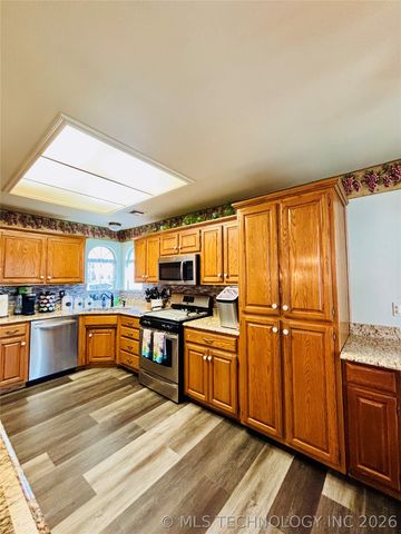 114516 Portside Drive, Eufaula, OK 74432