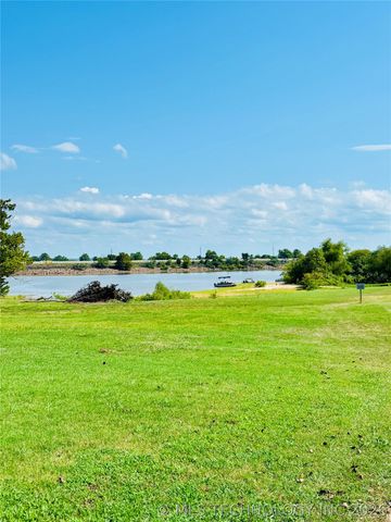 114516 Portside Drive, Eufaula, OK 74432