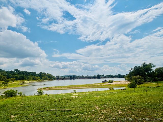 114516 Portside Drive, Eufaula, OK 74432