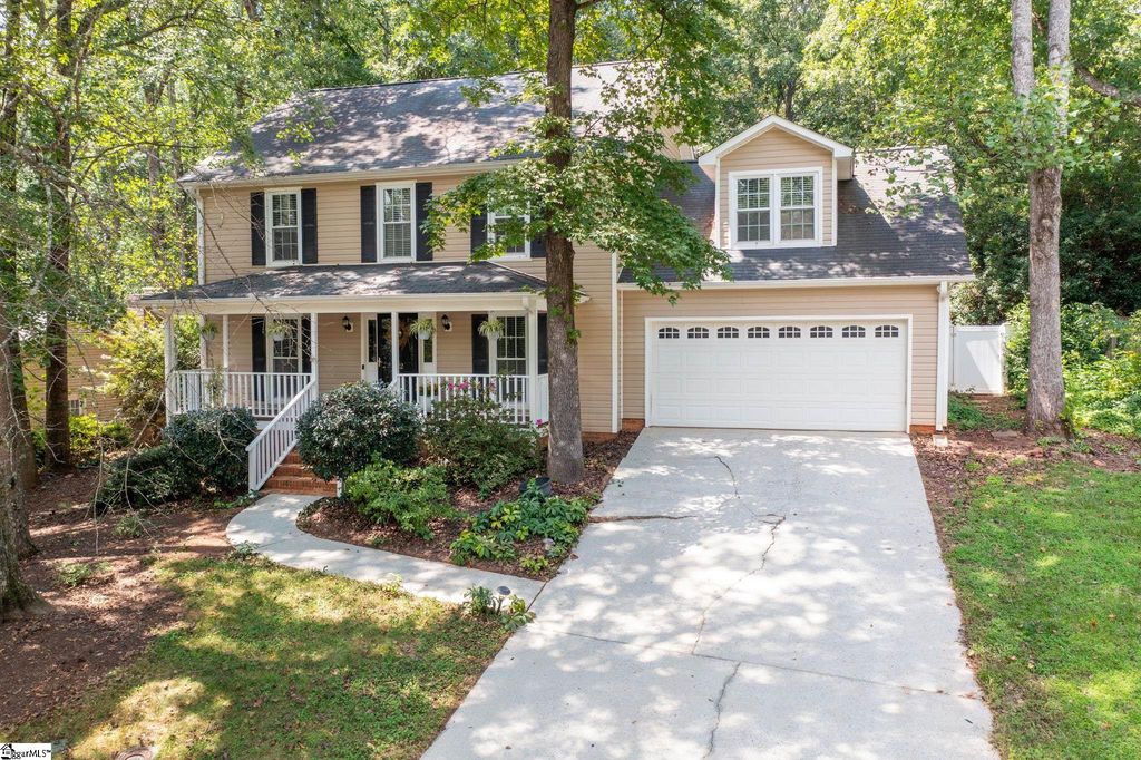 22 Bernwood Drive, Taylors, SC 29687
