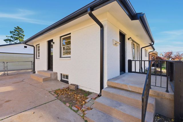 3052 S Euclid Ave, Wichita, KS 67217