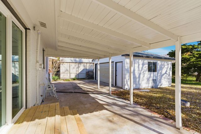 3052 S Euclid Ave, Wichita, KS 67217