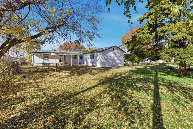 3052 S Euclid Ave, Wichita, KS 67217