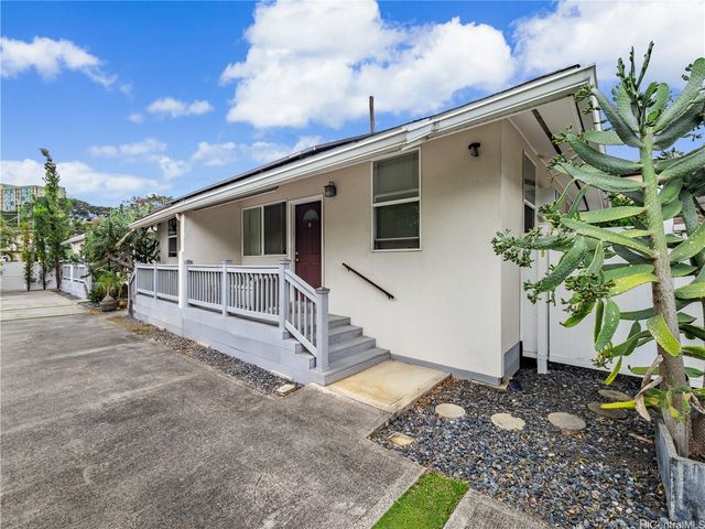2138 Kanealii Avenue, Honolulu, HI 96813