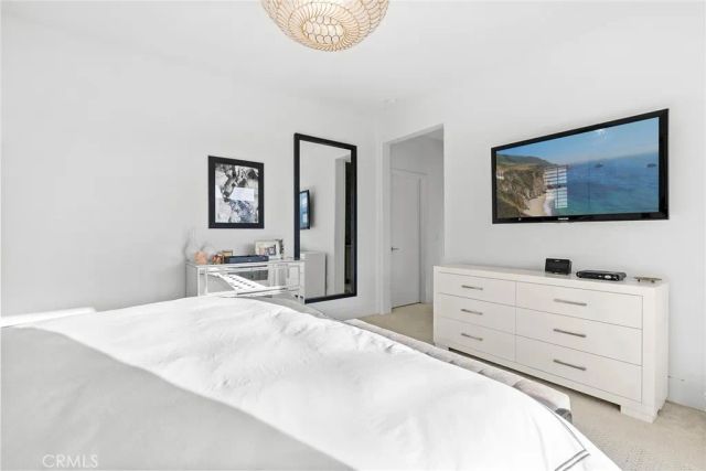 70 Ray, Irvine, CA 92618