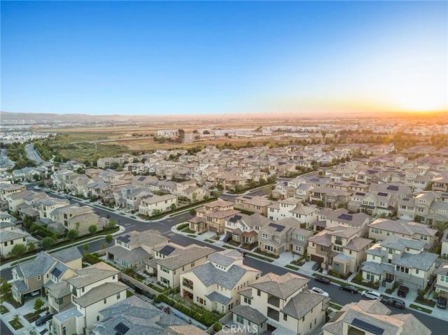 70 Ray, Irvine, CA 92618