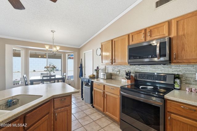 9631 E Azuma Way, Tucson, AZ 85747