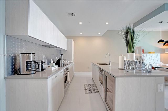 501 NE 31st Street PH4102, Miami, FL 33137