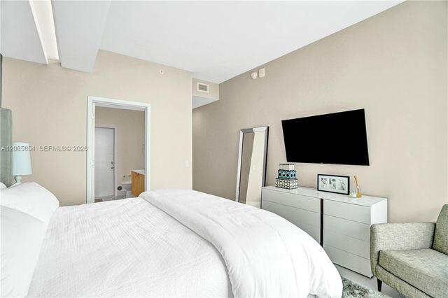 501 NE 31st Street PH4102, Miami, FL 33137