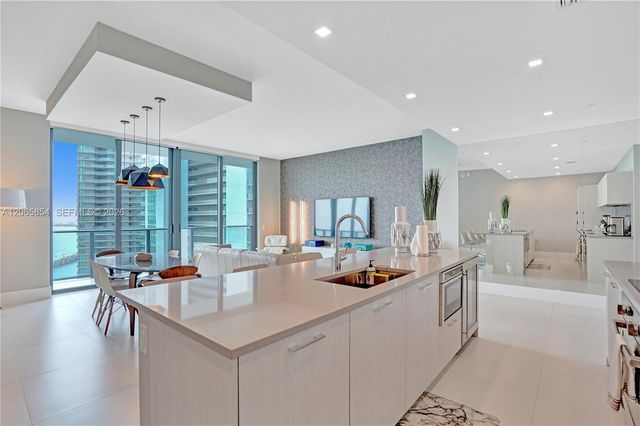501 NE 31st Street PH4102, Miami, FL 33137