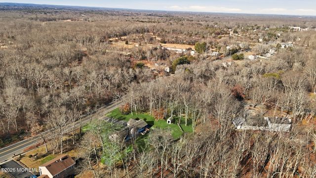 153 S Hope Chapel Road, Jackson, NJ 08527